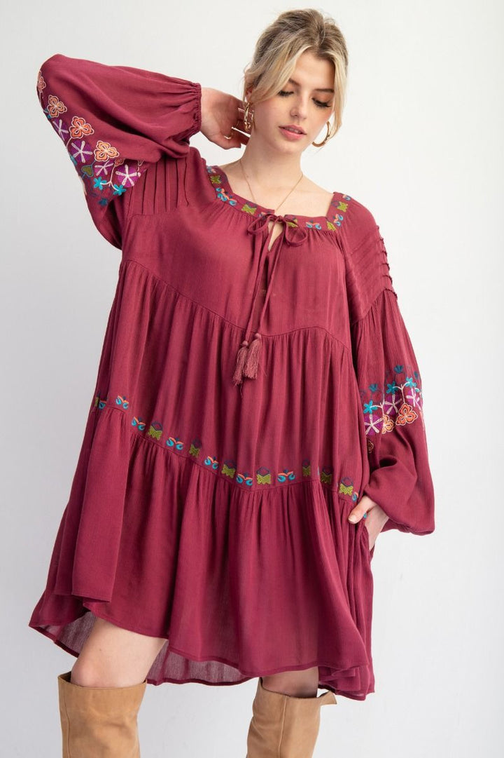 EASEL EMBROIDERY DETAILING RAYON GAUZE WOVEN DRESS